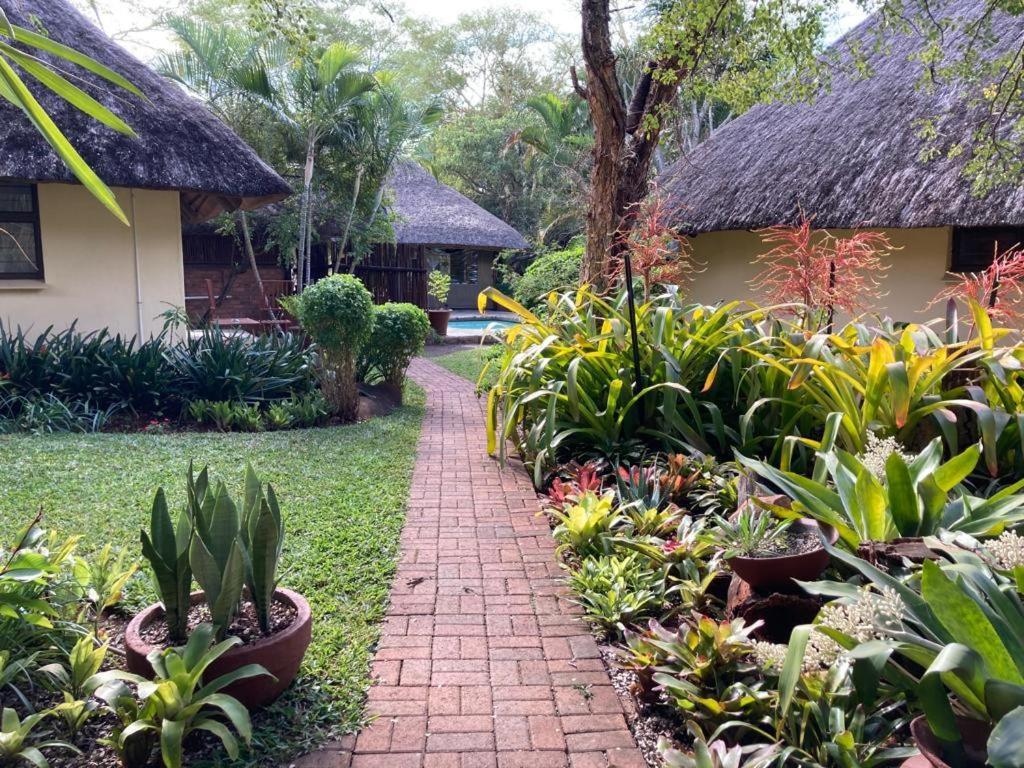 Acasia Guest Lodge Коматипорт Экстерьер фото